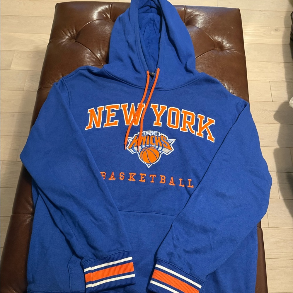 New York Knicks hooded sweatshirt